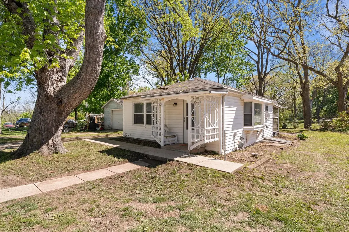 N6566 Elder ROAD, Delavan, WI 53115 - #1