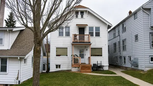 8726 W Mitchell STREET, West Allis, WI 53214