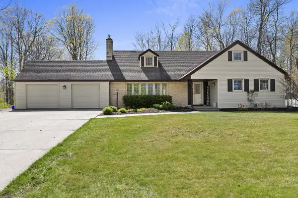 1140 Tanglewood ROAD, Manitowoc, WI 54220