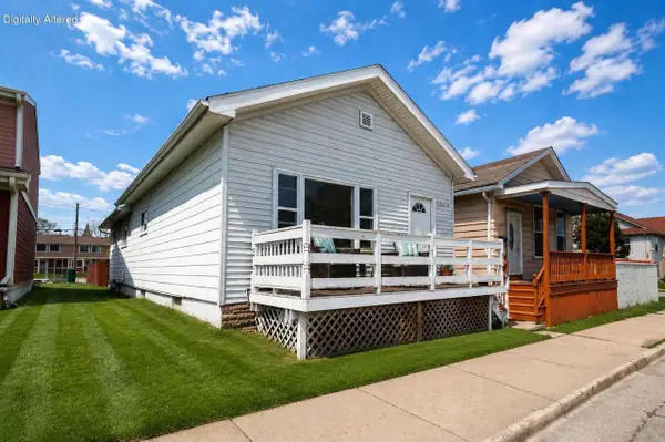 1211 6th STREET, Milwaukee, WI 53204