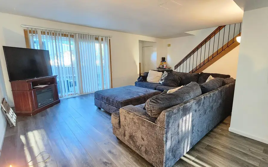 6987 Glenbrook ROAD, Milwaukee, WI 53223 - #3