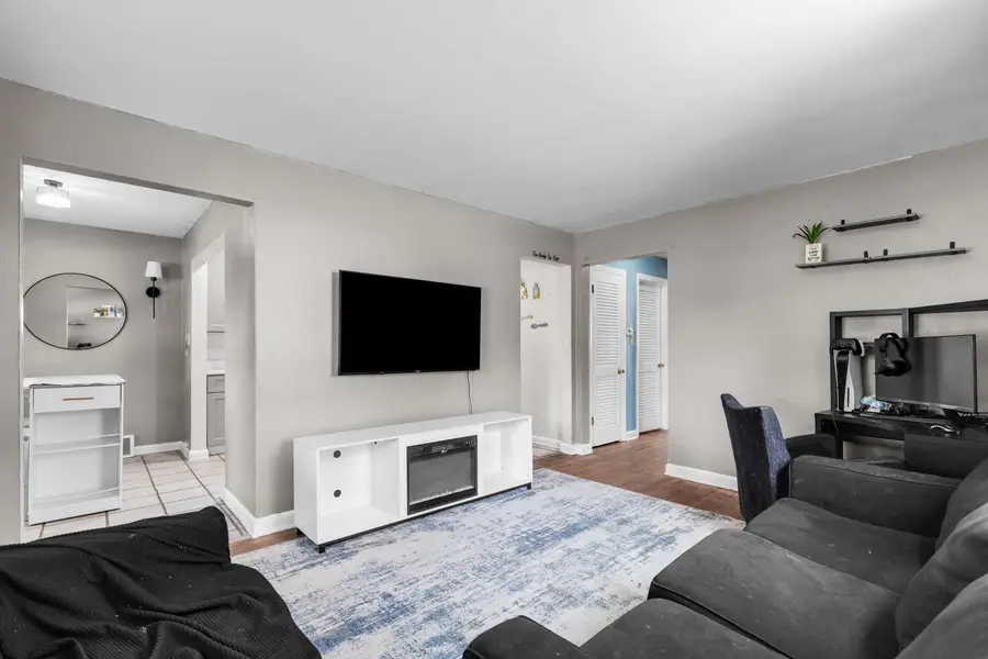 4571 Howell AVENUE, Milwaukee, WI 53207 - #2