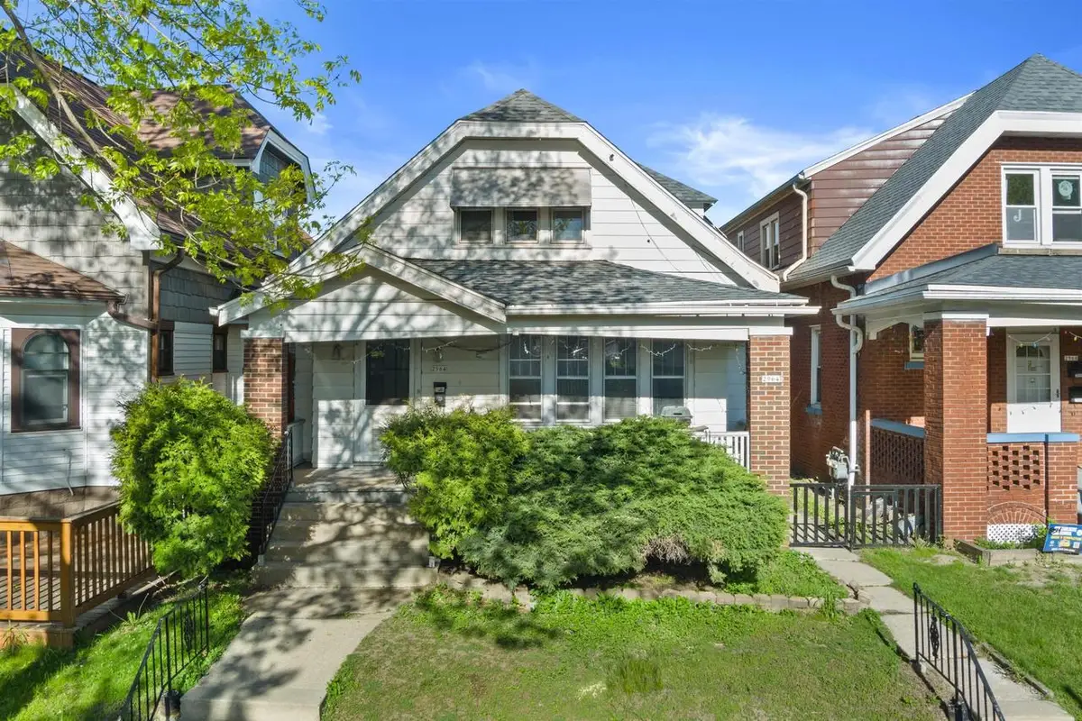 2964 11th STREET, Milwaukee, WI 53215 - #1
