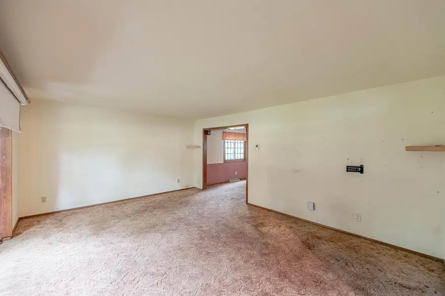 S71W17273 Pleasantview DRIVE, Muskego, WI 53150 - #2