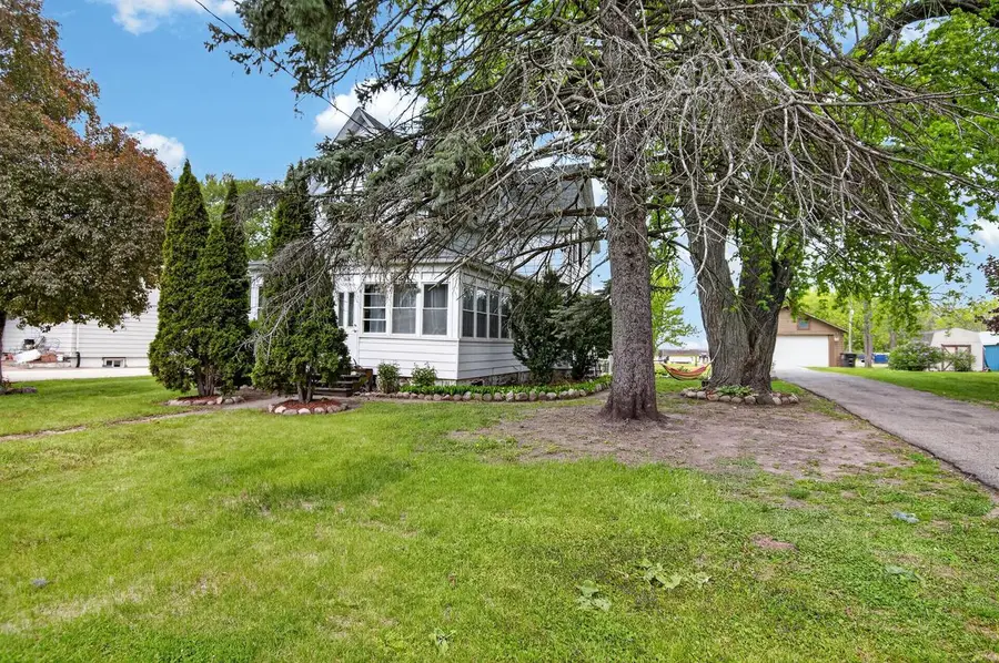 224 Howard STREET, Walworth, WI 53184 - #2