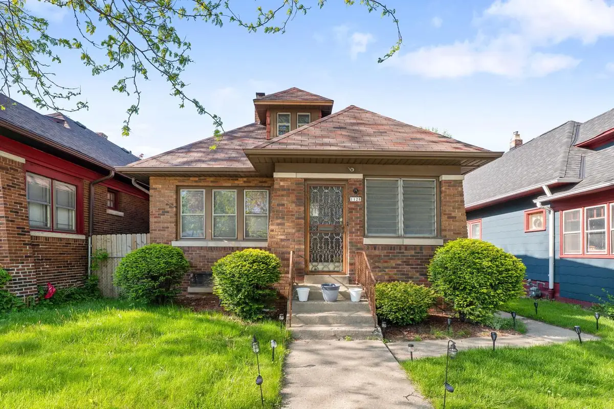 1128 Capitol DRIVE, Milwaukee, WI 53206 - #1