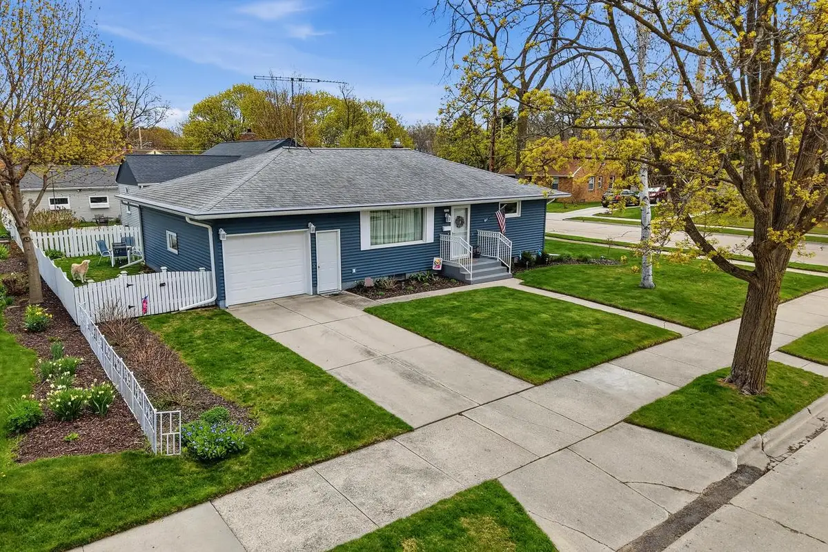 2825 S 7th STREET, Sheboygan, WI 53081 - #1