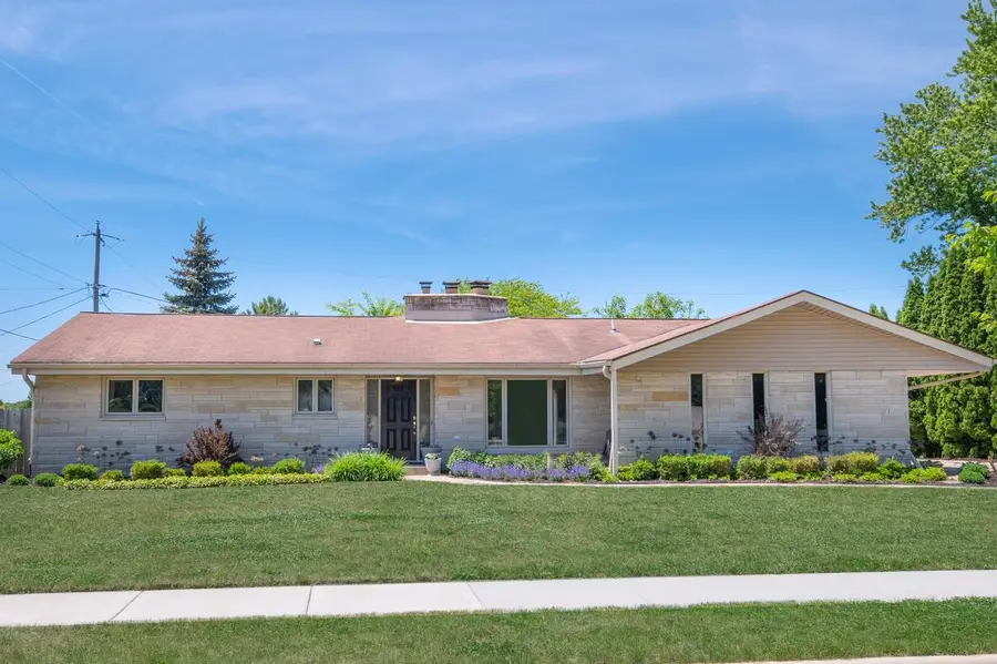 1631 N Pine STREET, Grafton, WI 53024 - #2
