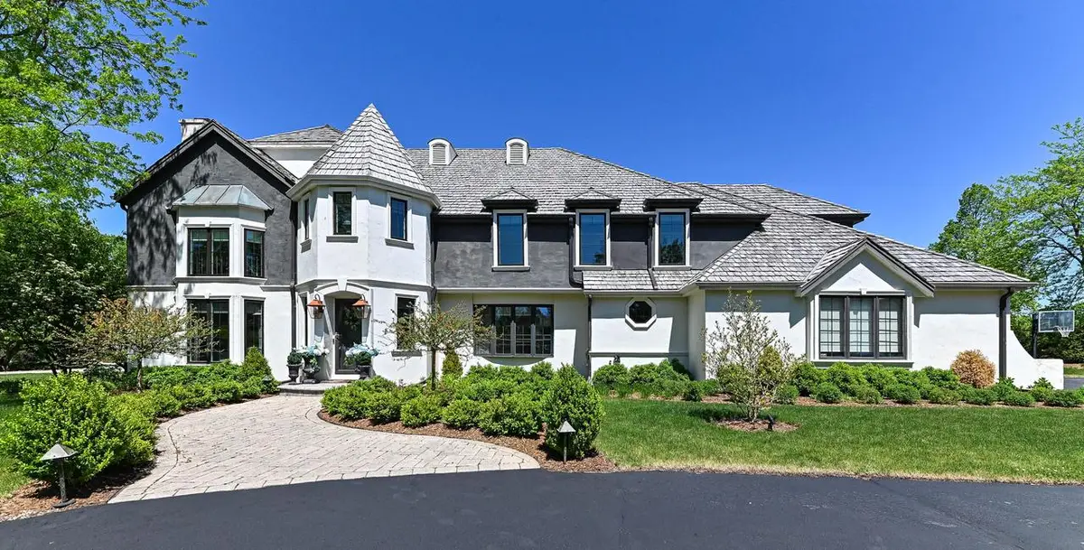 134 E Trillium COURT, Mequon, WI 53092 - #1