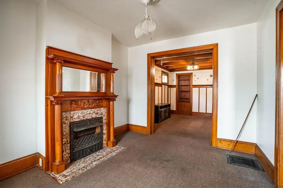 2043 N 28th STREET, Milwaukee, WI 53208 - #3