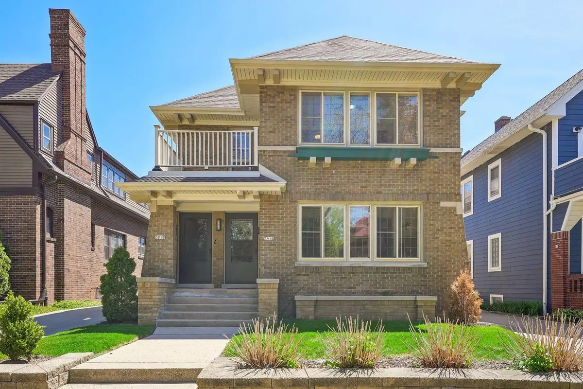 3916 N Farwell AVENUE #3918, Shorewood, WI 53211 - #1