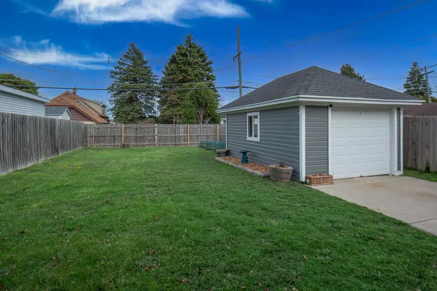 1517 West Lawn AVENUE, Racine, WI 53405 - #2