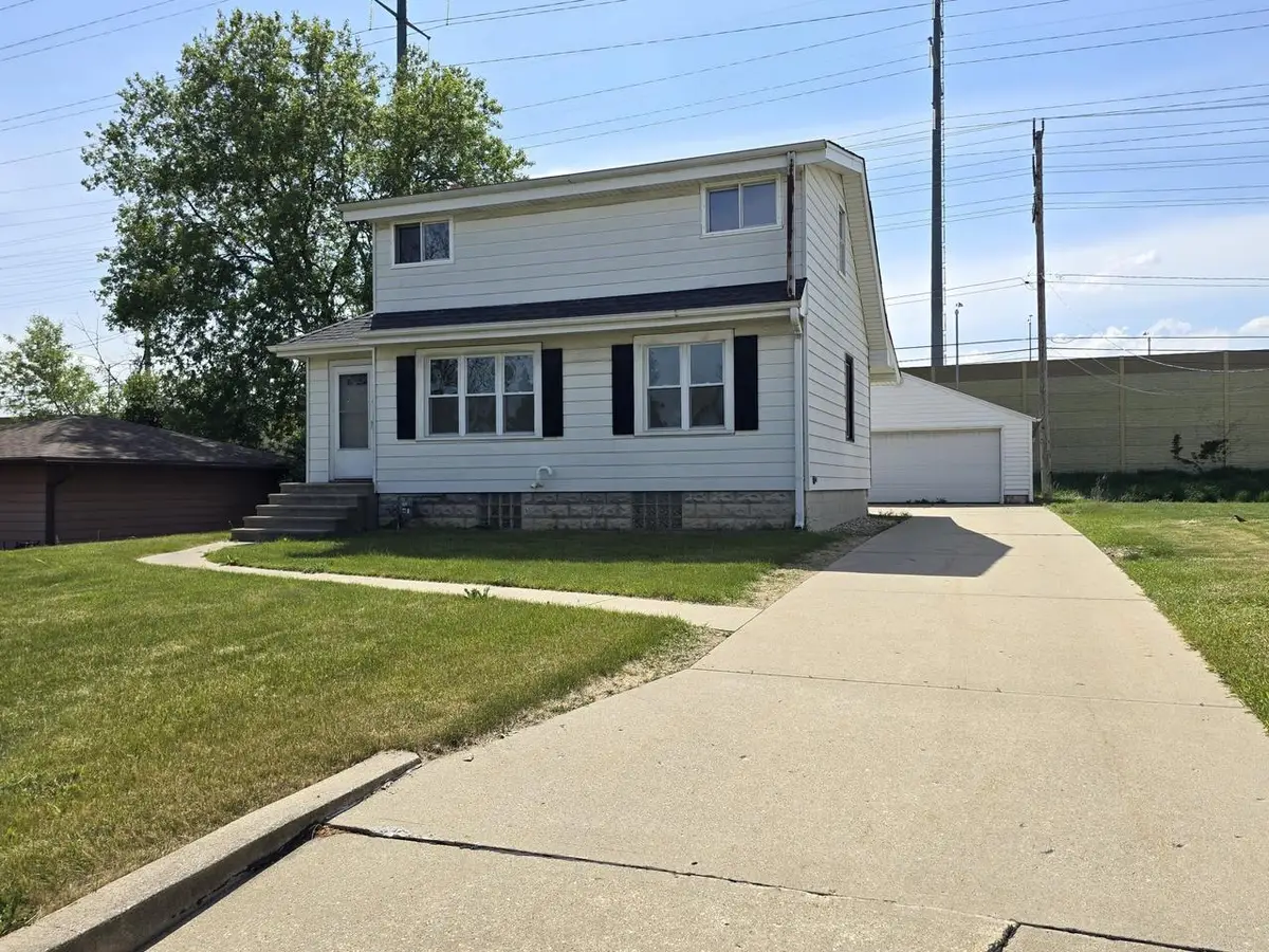 1031 S 98th STREET, West Allis, WI 53214 - #1
