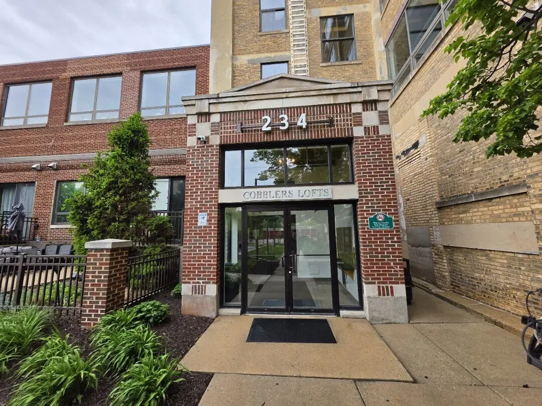 234 E Reservoir AVENUE #404, Milwaukee, WI 53212 - #1