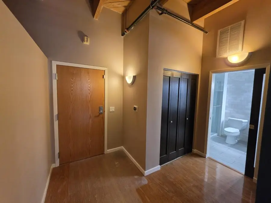 234 E Reservoir AVENUE #404, Milwaukee, WI 53212 - #2