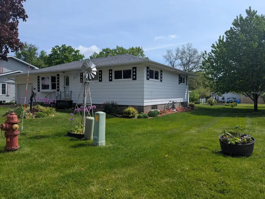119 S Thayer AVENUE, Sparta, WI 54656 - #2