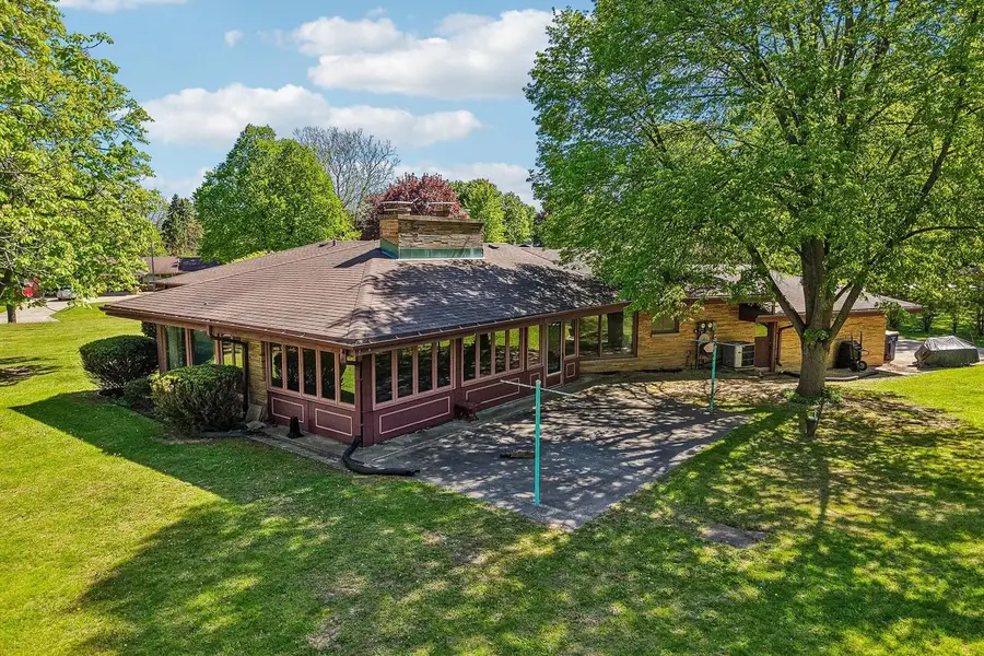 11738 W Hayes AVENUE, West Allis, WI 53227 - #2