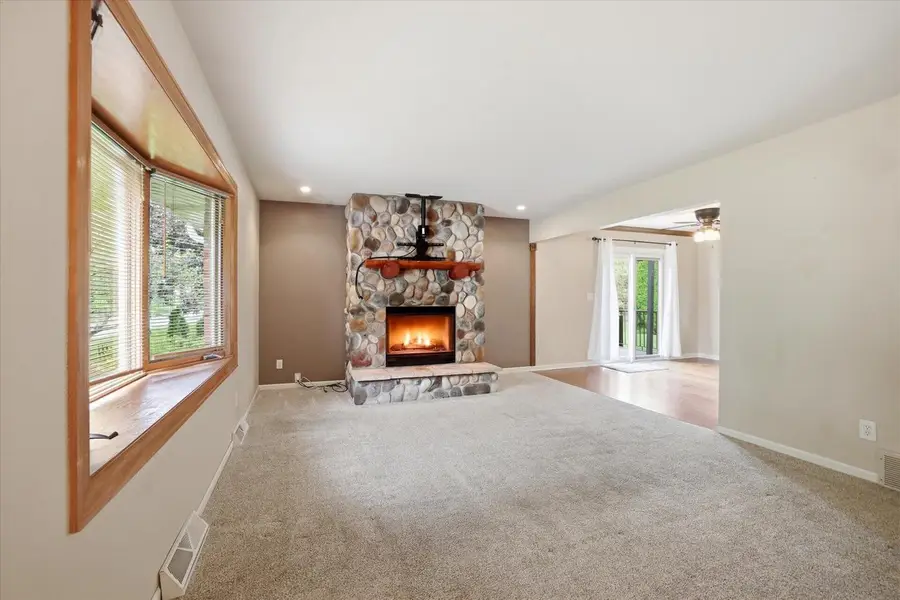 1880 Stardust DRIVE, Waukesha, WI 53186 - #2