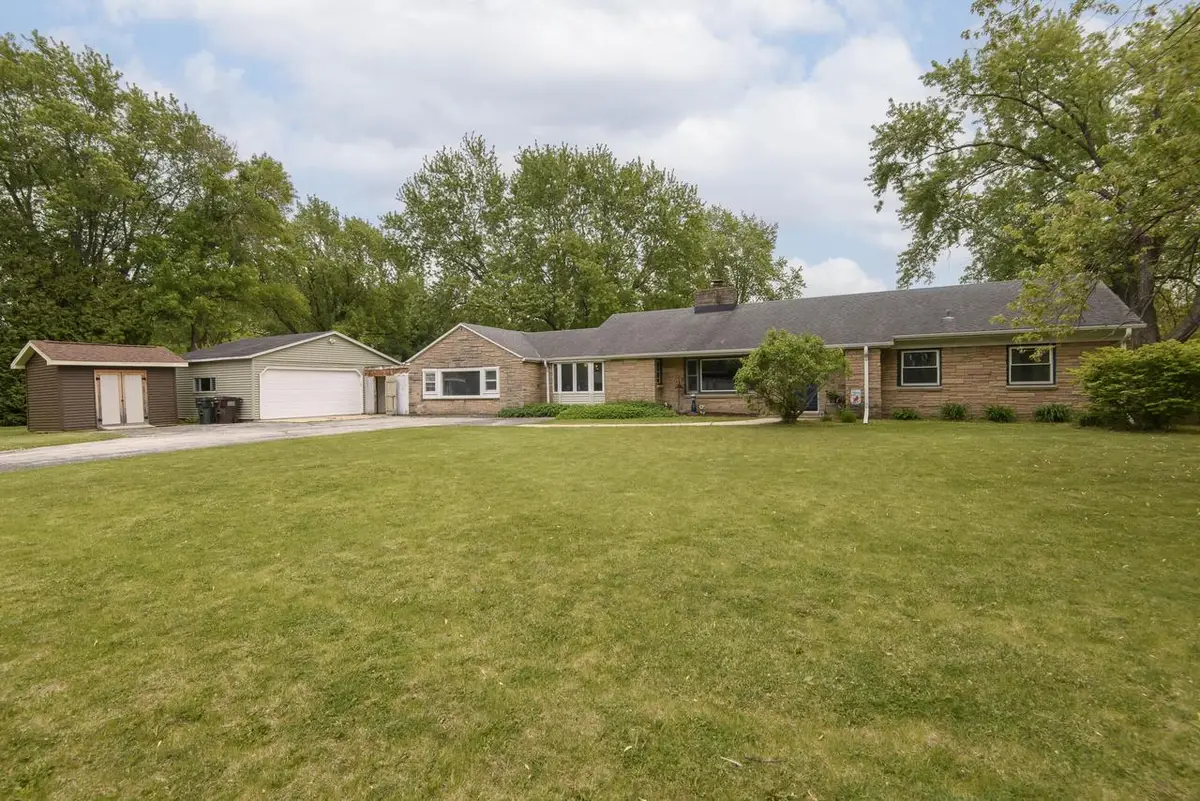 13715 W Cardinal PARKWAY, New Berlin, WI 53151 - #1