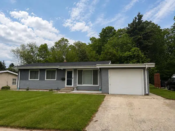 5620 Euston STREET, Greendale, WI 53129