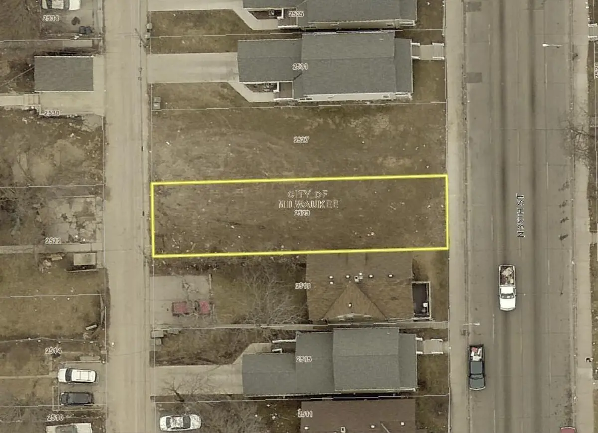 2523 N 35TH STREET, Milwaukee, WI 53210 - #1