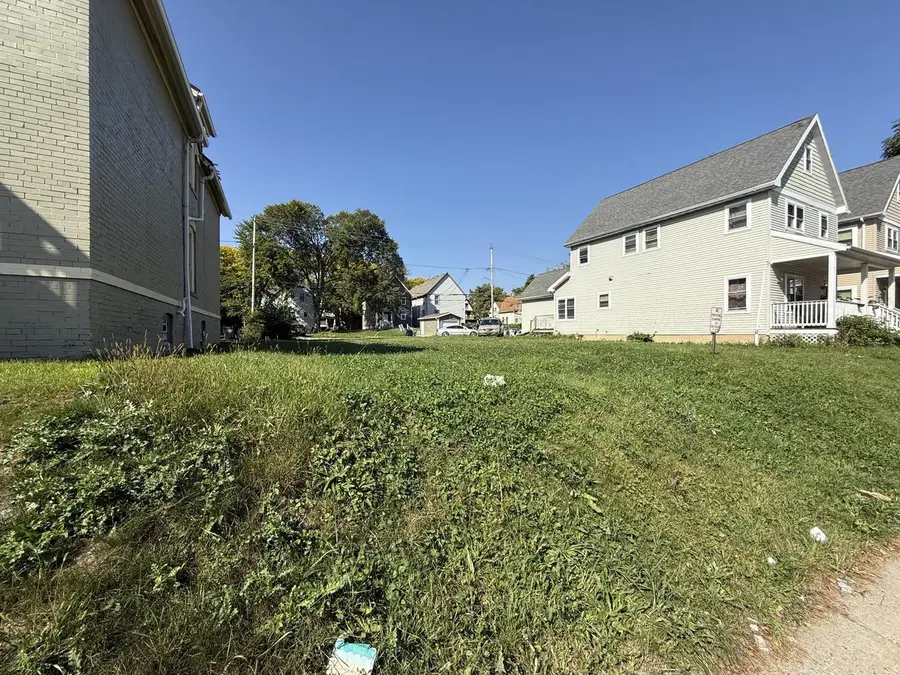 2523 N 35TH STREET, Milwaukee, WI 53210 - #3