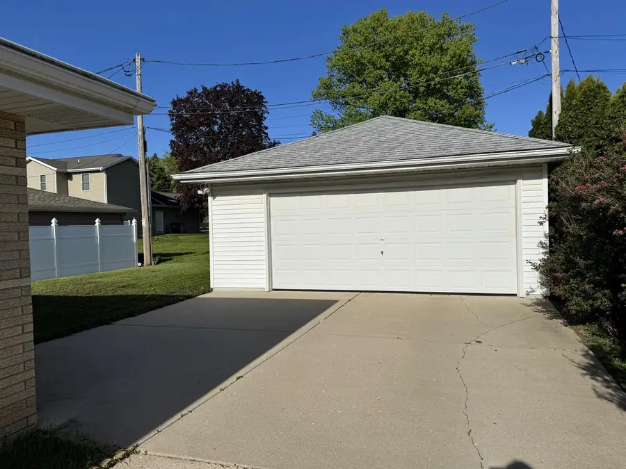 3770 S 93rd STREET, Milwaukee, WI 53228 - #3