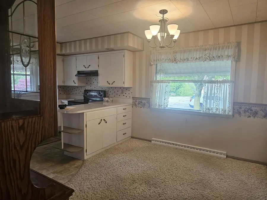 106 West COURT, Saint Nazianz, WI 54232 - #3