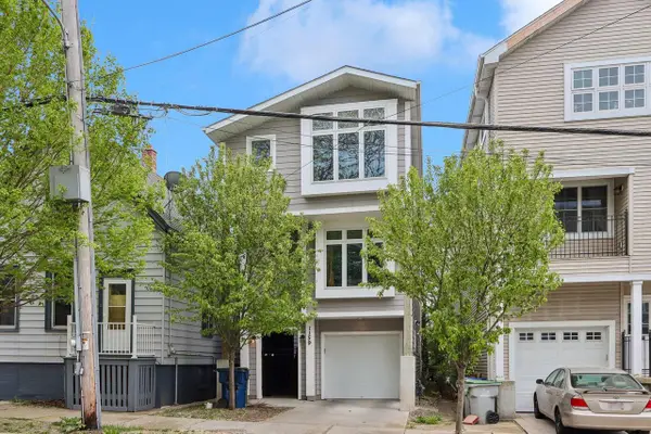 1159 E Kane PLACE #1159A, Milwaukee, WI 53202