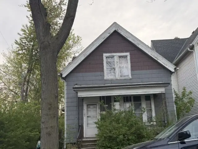 2620 S Pine AVENUE, Milwaukee, WI 53207 - #1