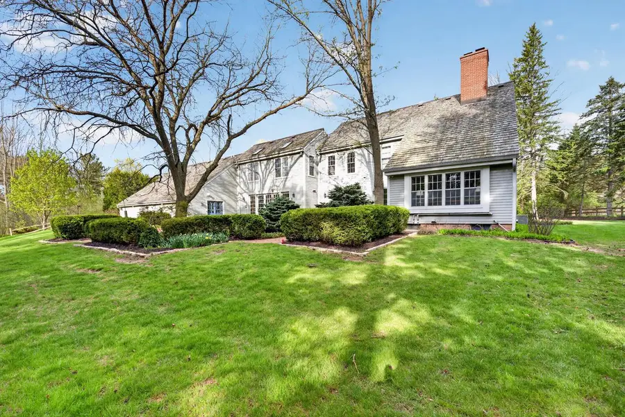 125 W Glenview COURT, Mequon, WI 53092 - #2