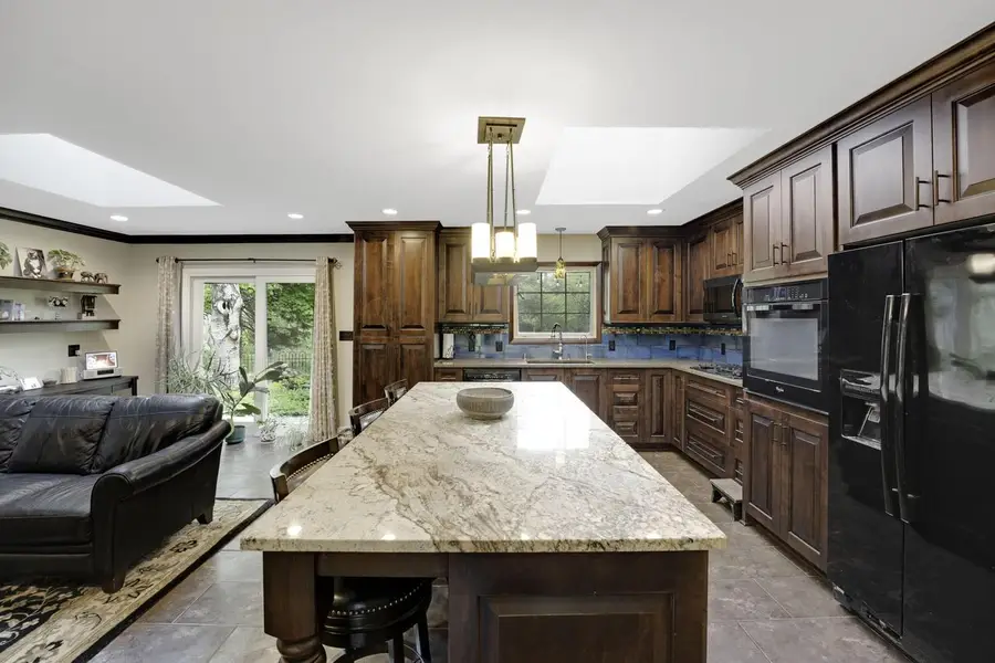 11016 N Lakeside ROAD, Mequon, WI 53092 - #2