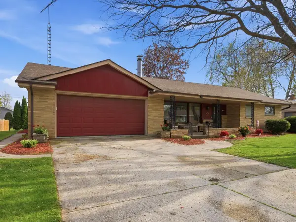 2211 Markham STREET, Manitowoc, WI 54220