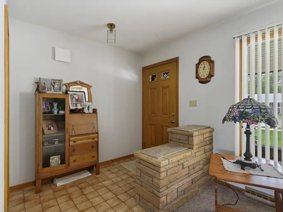 2211 Markham STREET, Manitowoc, WI 54220 - #3