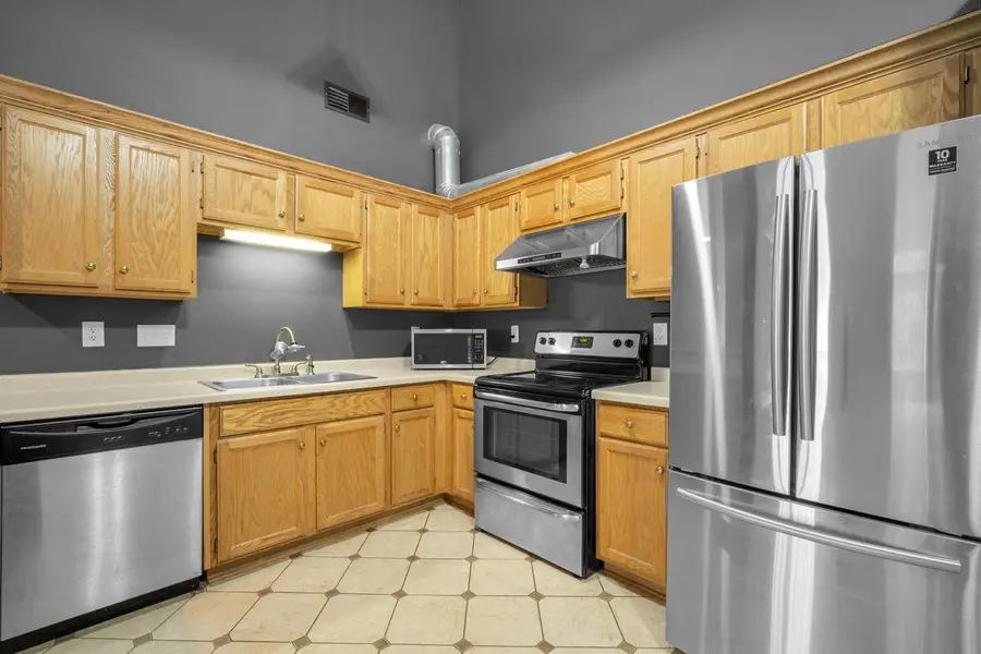 9322 W Loomis ROAD #5, Franklin, WI 53132 - #3