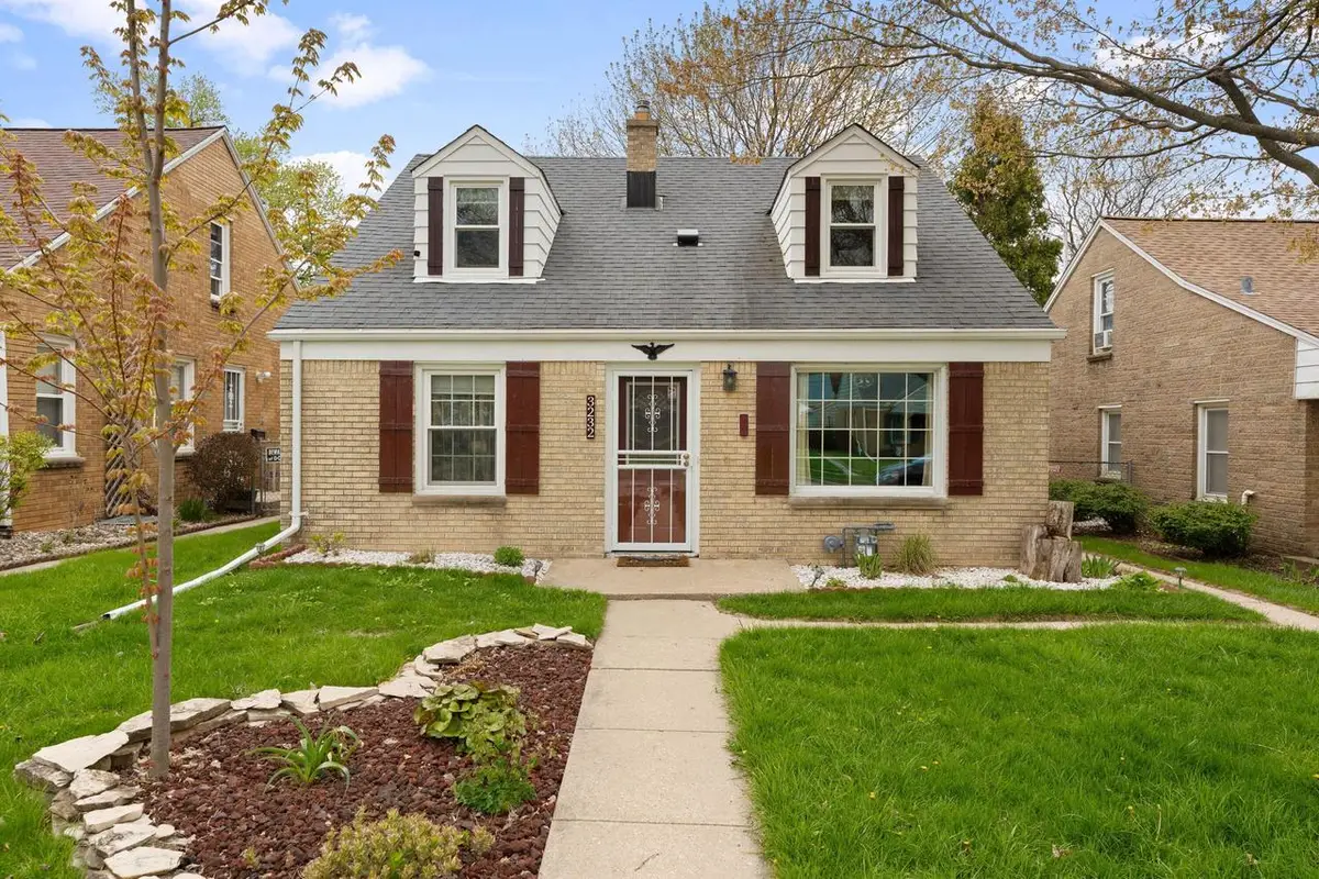 3232 N 79th STREET, Milwaukee, WI 53222 - #1