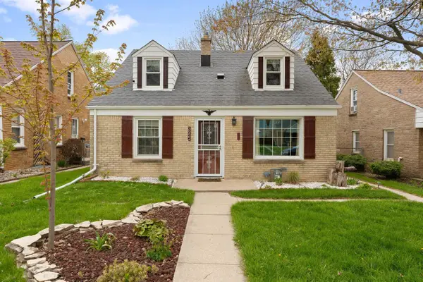 3232 N 79th STREET, Milwaukee, WI 53222