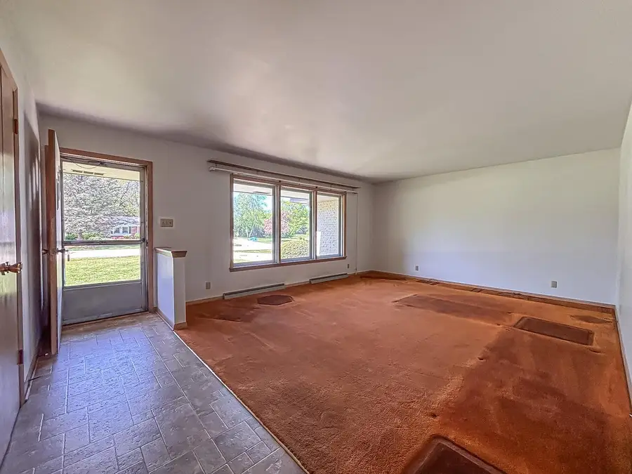 3150 S Ventura DRIVE, New Berlin, WI 53151 - #3