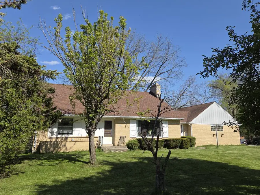 4120 S 124th STREET, Greenfield, WI 53228 - #2