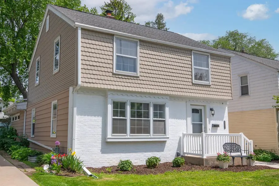 4508 N Woodruff AVENUE, Shorewood, WI 53211 - #2