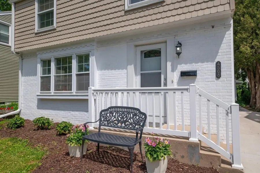 4508 N Woodruff AVENUE, Shorewood, WI 53211 - #3