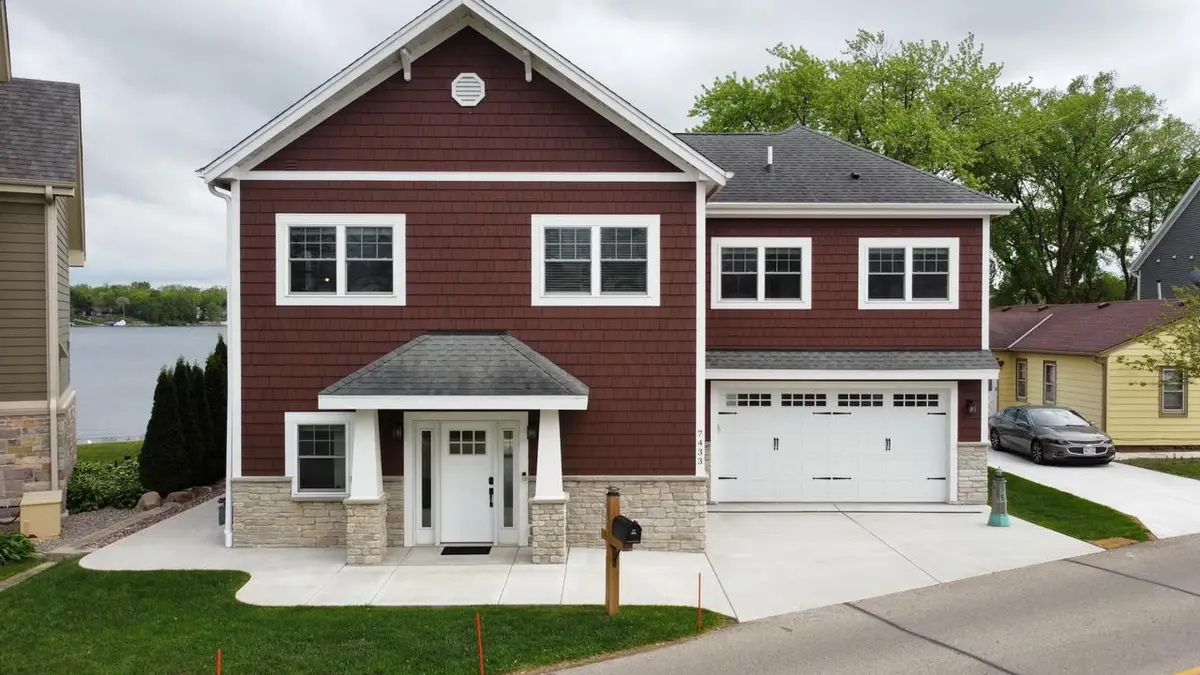 7433 N Tichigan ROAD, Waterford, WI 53185 - #1