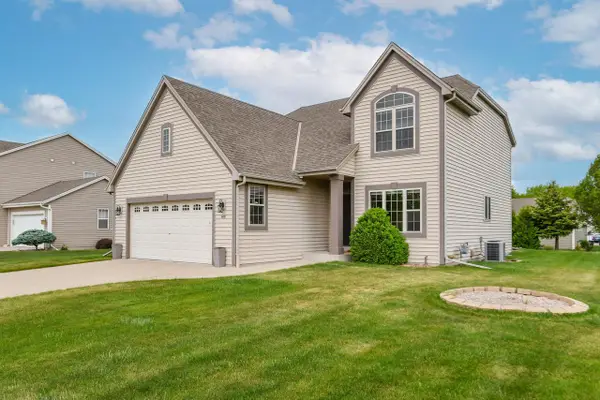 606 E Emily AVENUE, Elkhorn, WI 53121