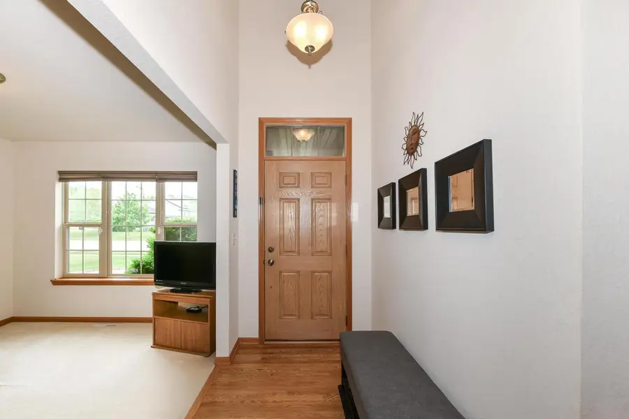 606 E Emily AVENUE, Elkhorn, WI 53121 - #3
