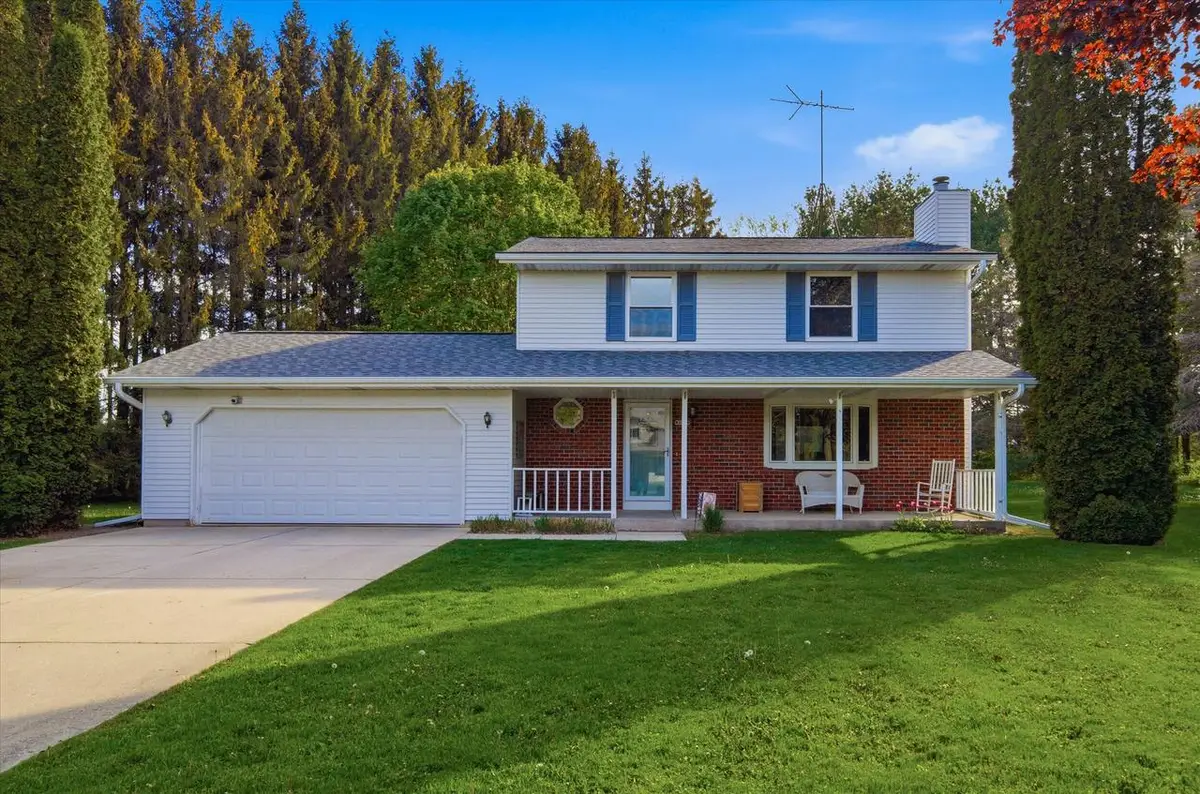 W1479 Meadow View COURT, Oostburg, WI 53070 - #1