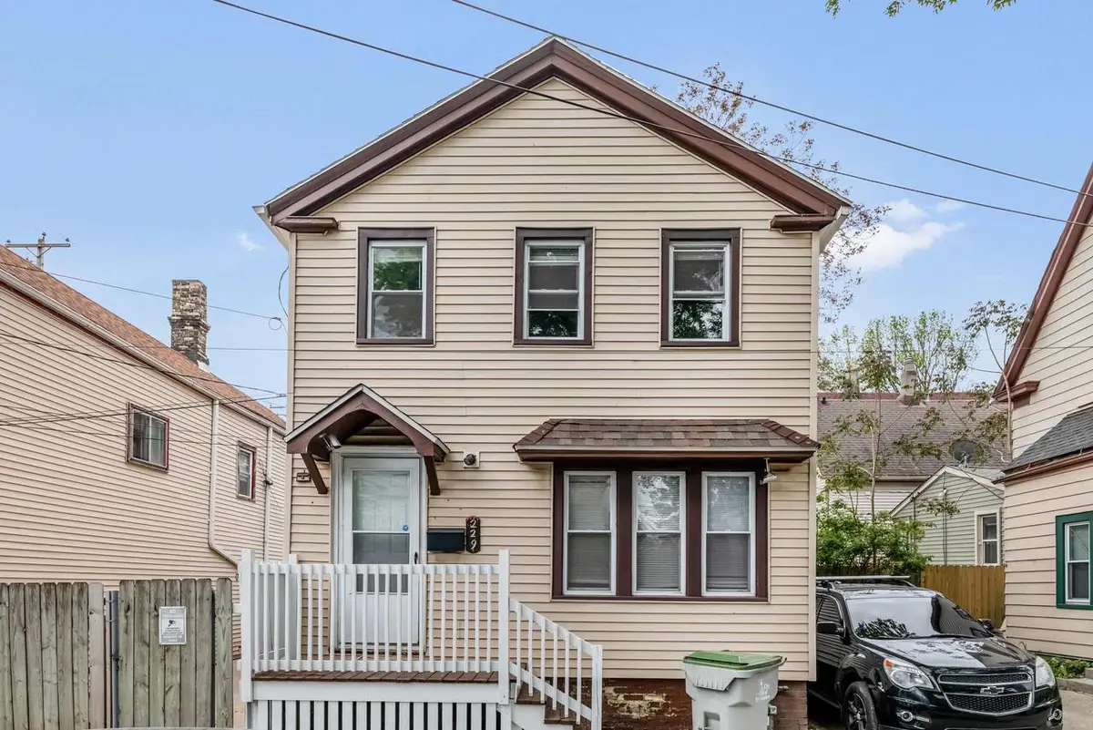 229 W Orchard STREET, Milwaukee, WI 53204 - #1