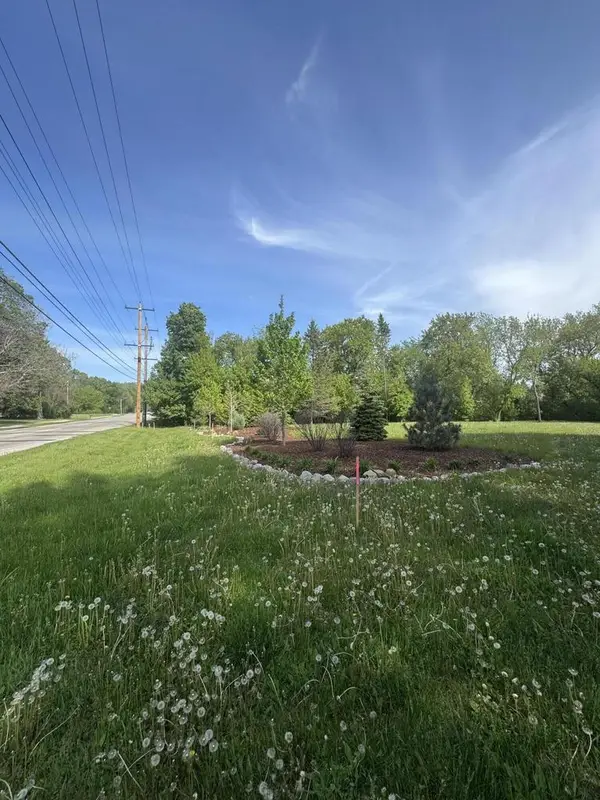 15965 GEBHARDT ROAD, Brookfield, WI 53005