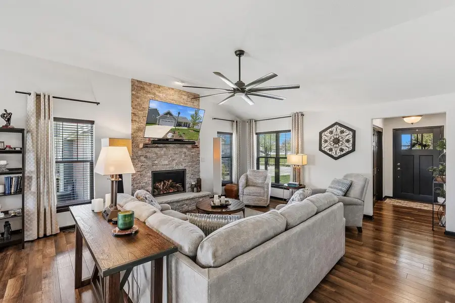 251 Indigo DRIVE, Port Washington, WI 53074 - #2