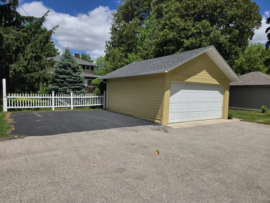 1122 Racine STREET, Delavan, WI 53115 - #2