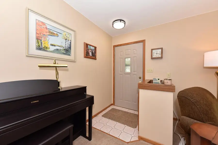 204 Judge DRIVE, Saukville, WI 53080 - #3